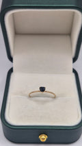 9ct gold sapphire heart ring