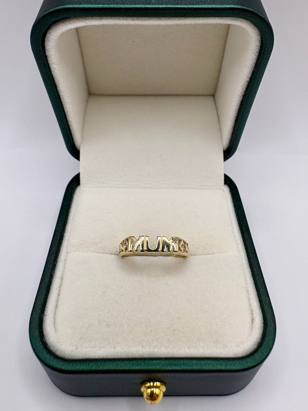 9ct gold mum ring