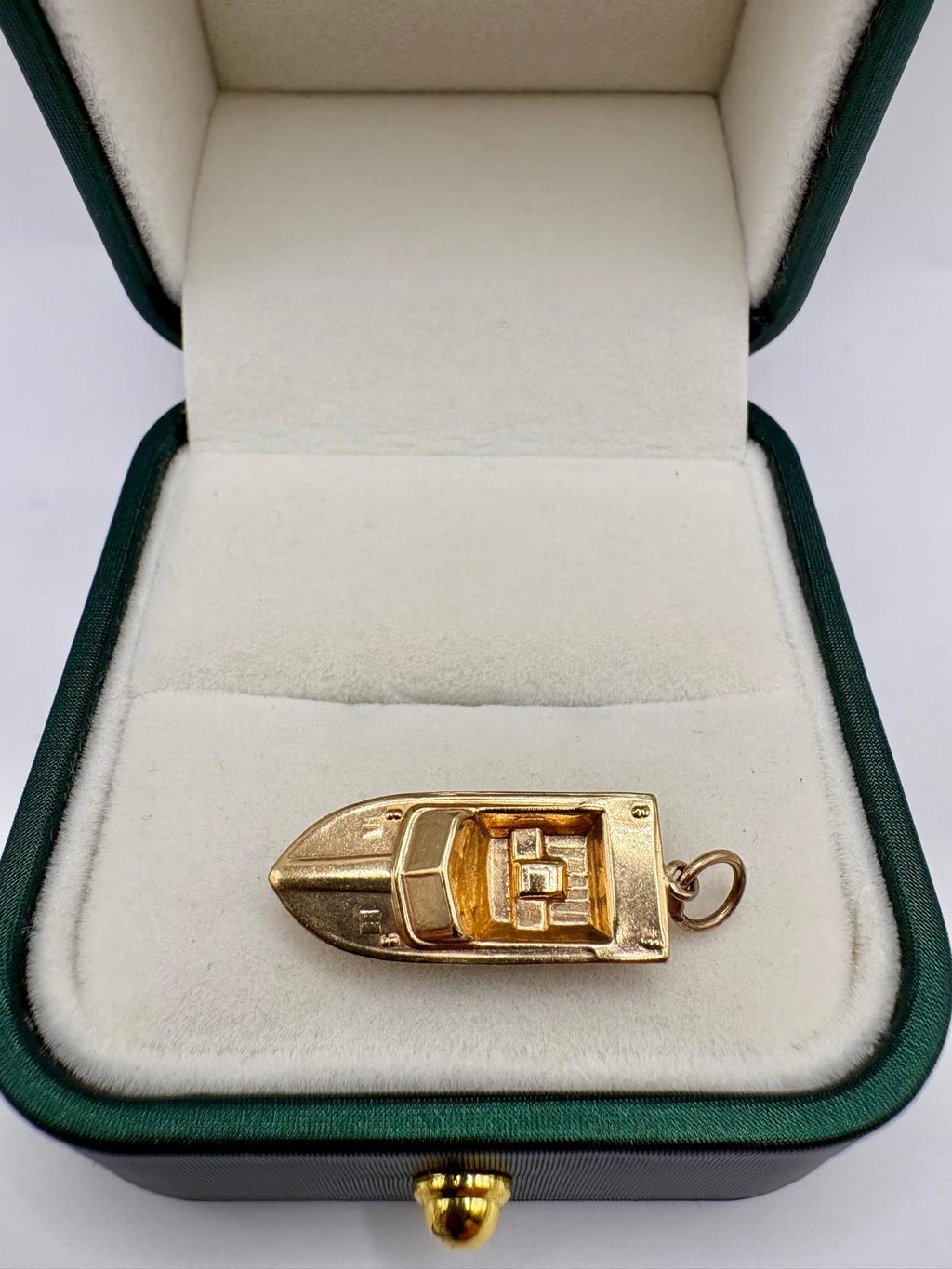9ct gold boat charm