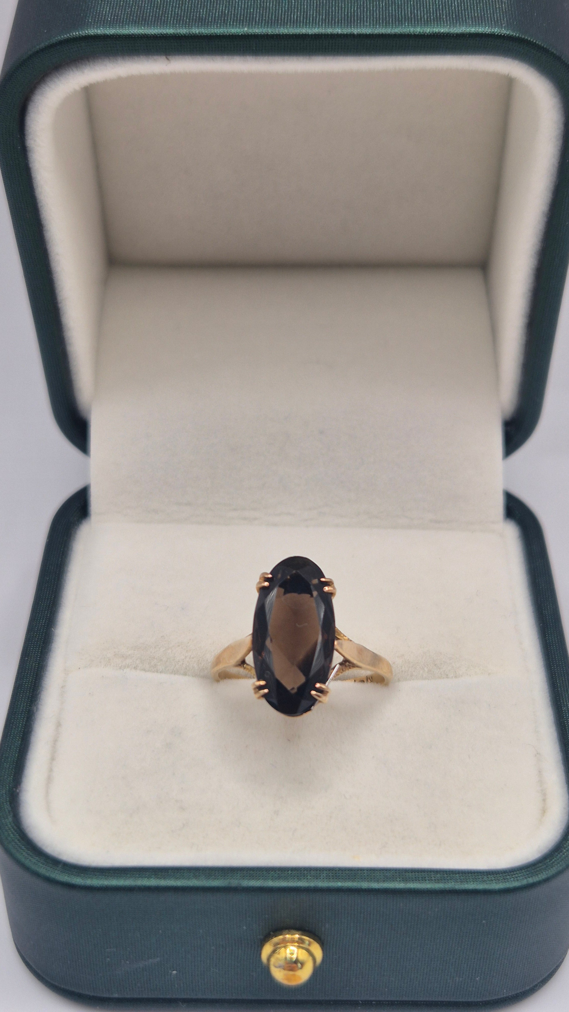 9ct gold smokey quartz ring