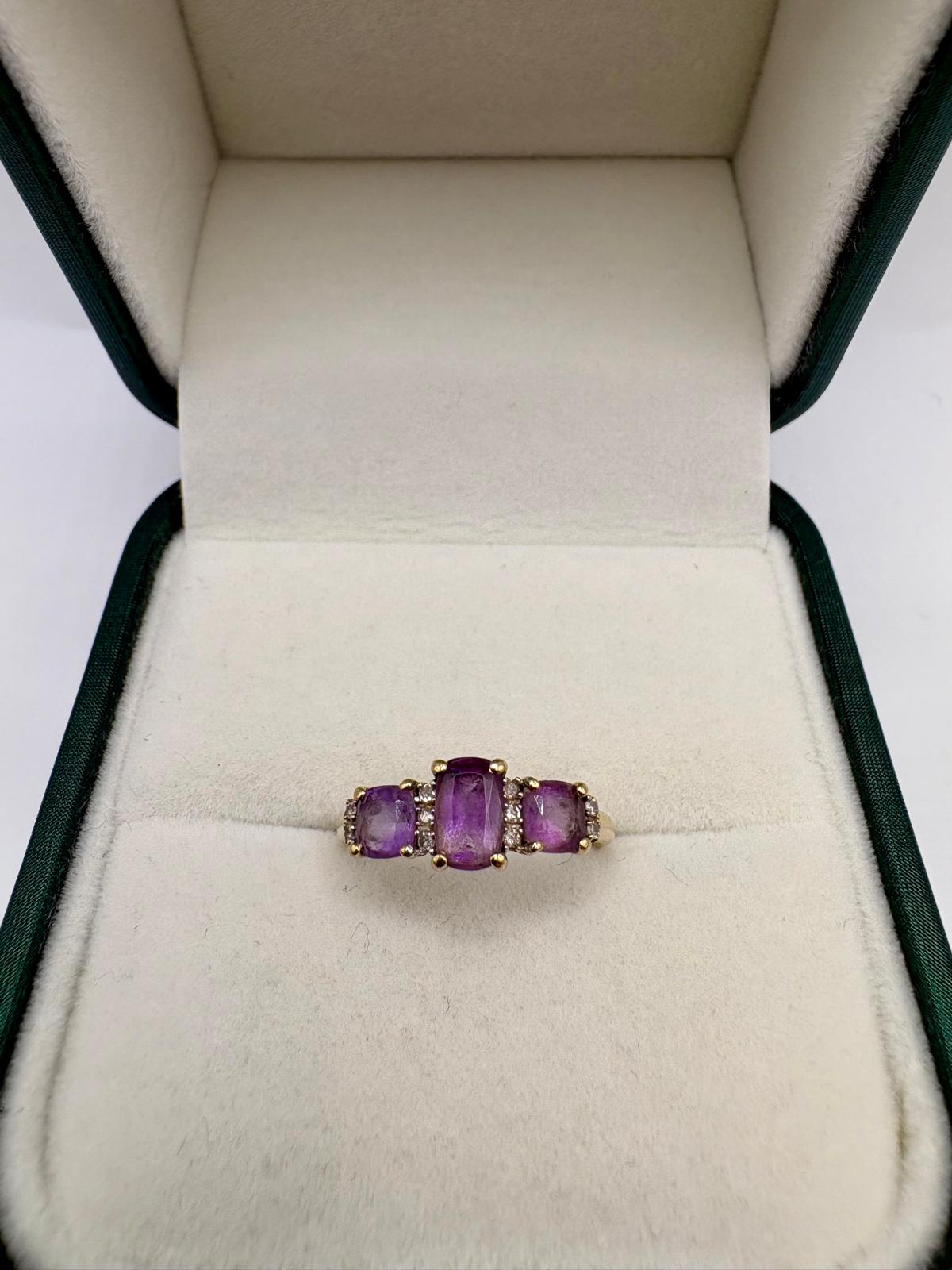 9ct gold amethyst and diamond ring