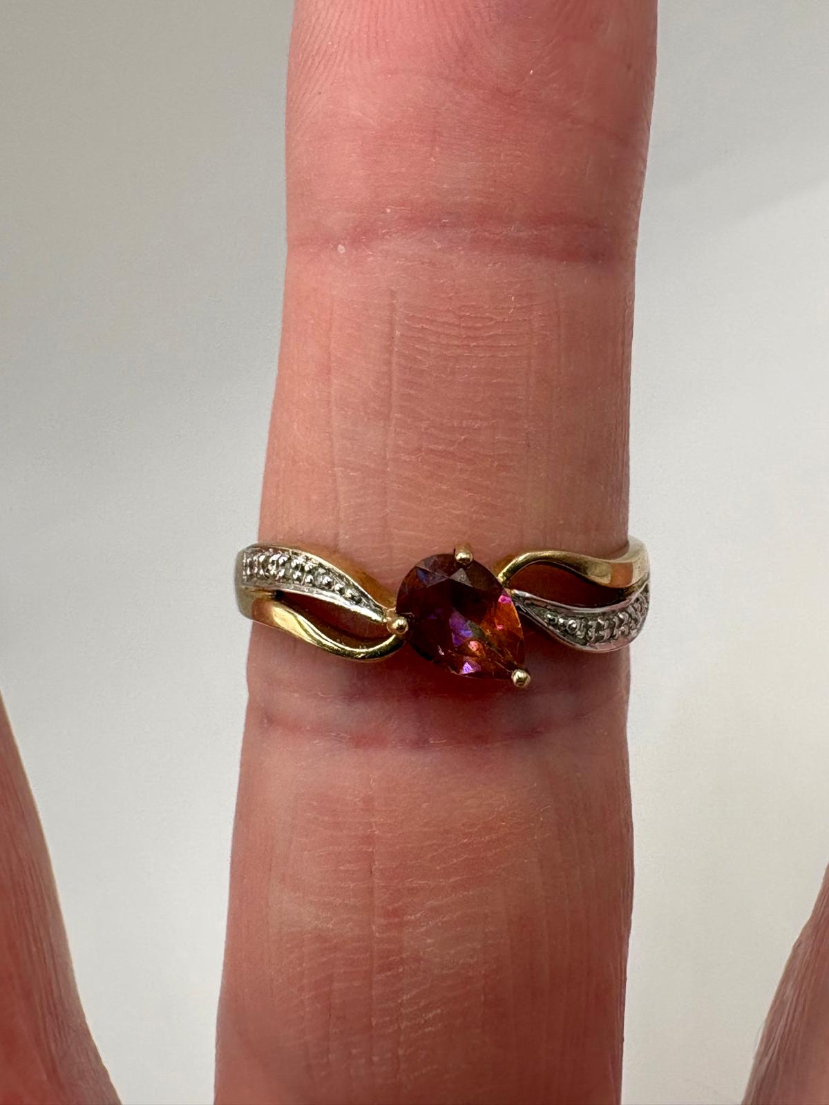 9ct gold topaz and diamond ring