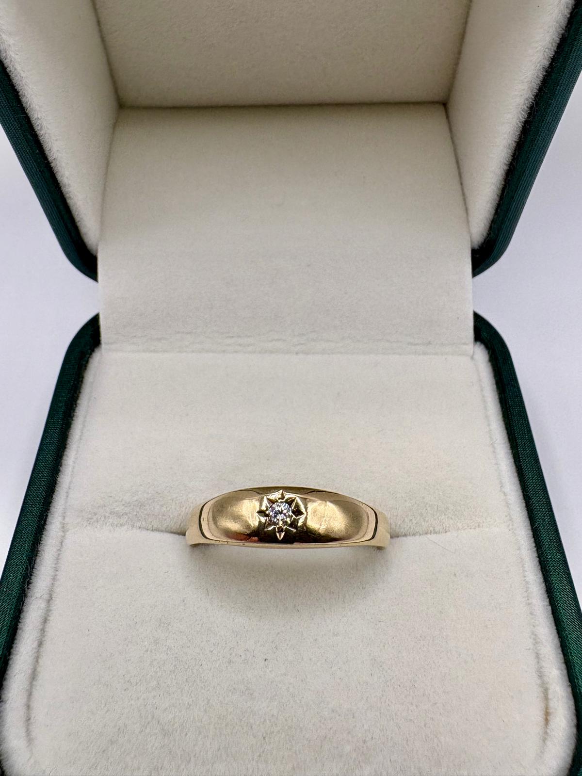 9ct gold cz star gypsy ring