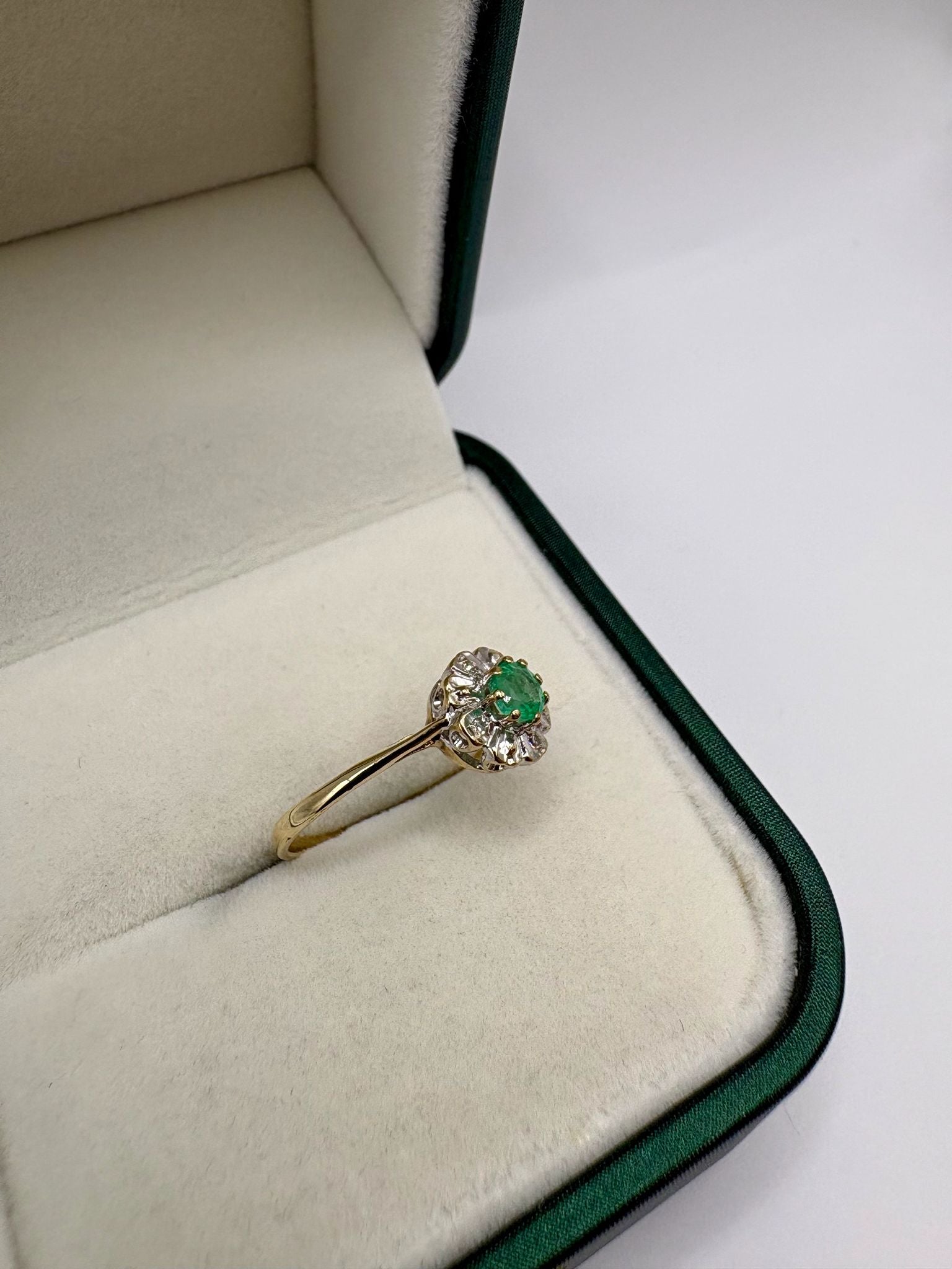 9ct gold emerald and diamond ring