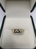 9ct gold love ring