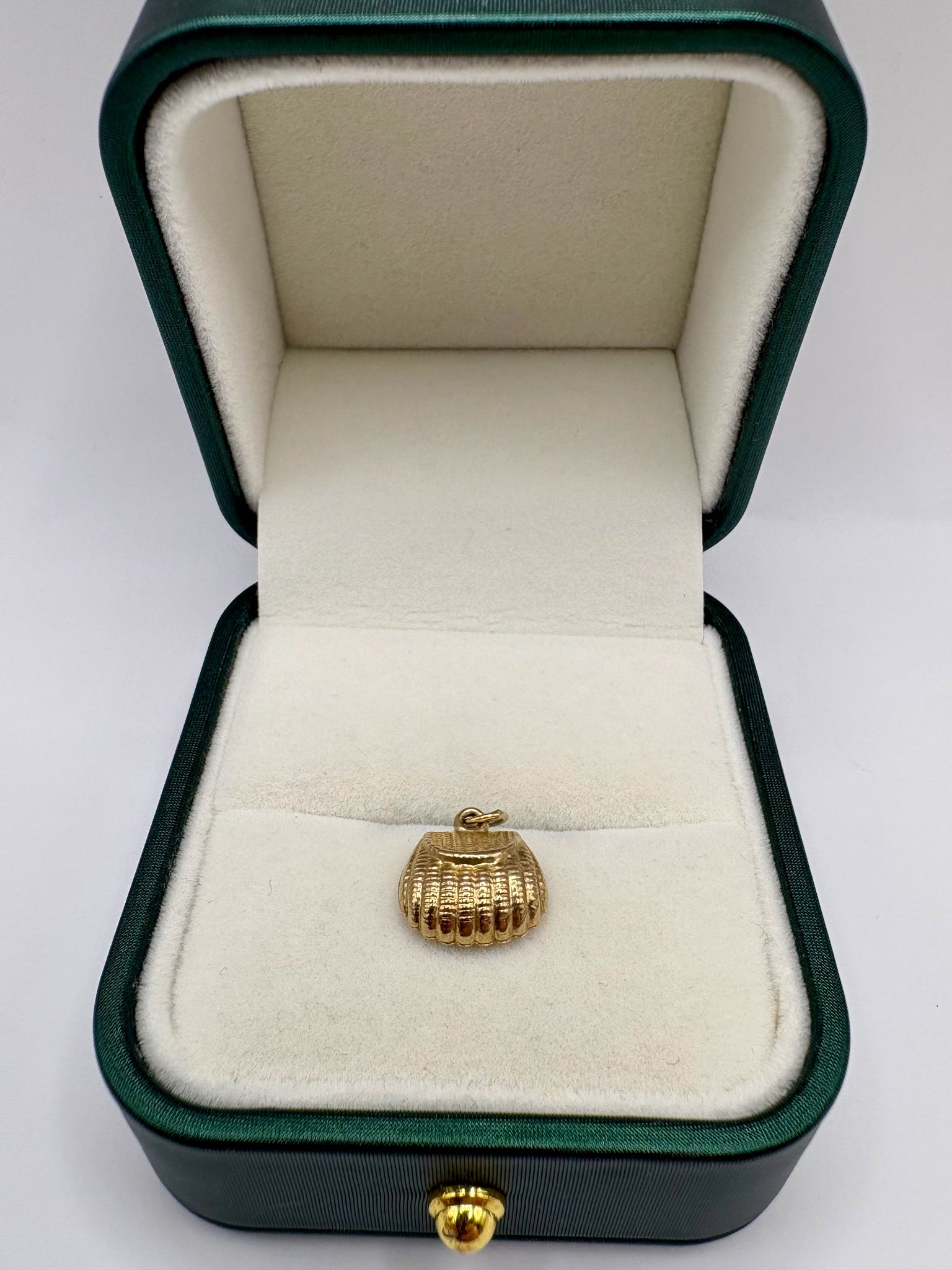9ct gold purse charm