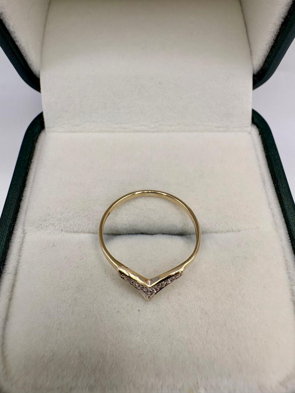 9ct gold diamond wishbone ring