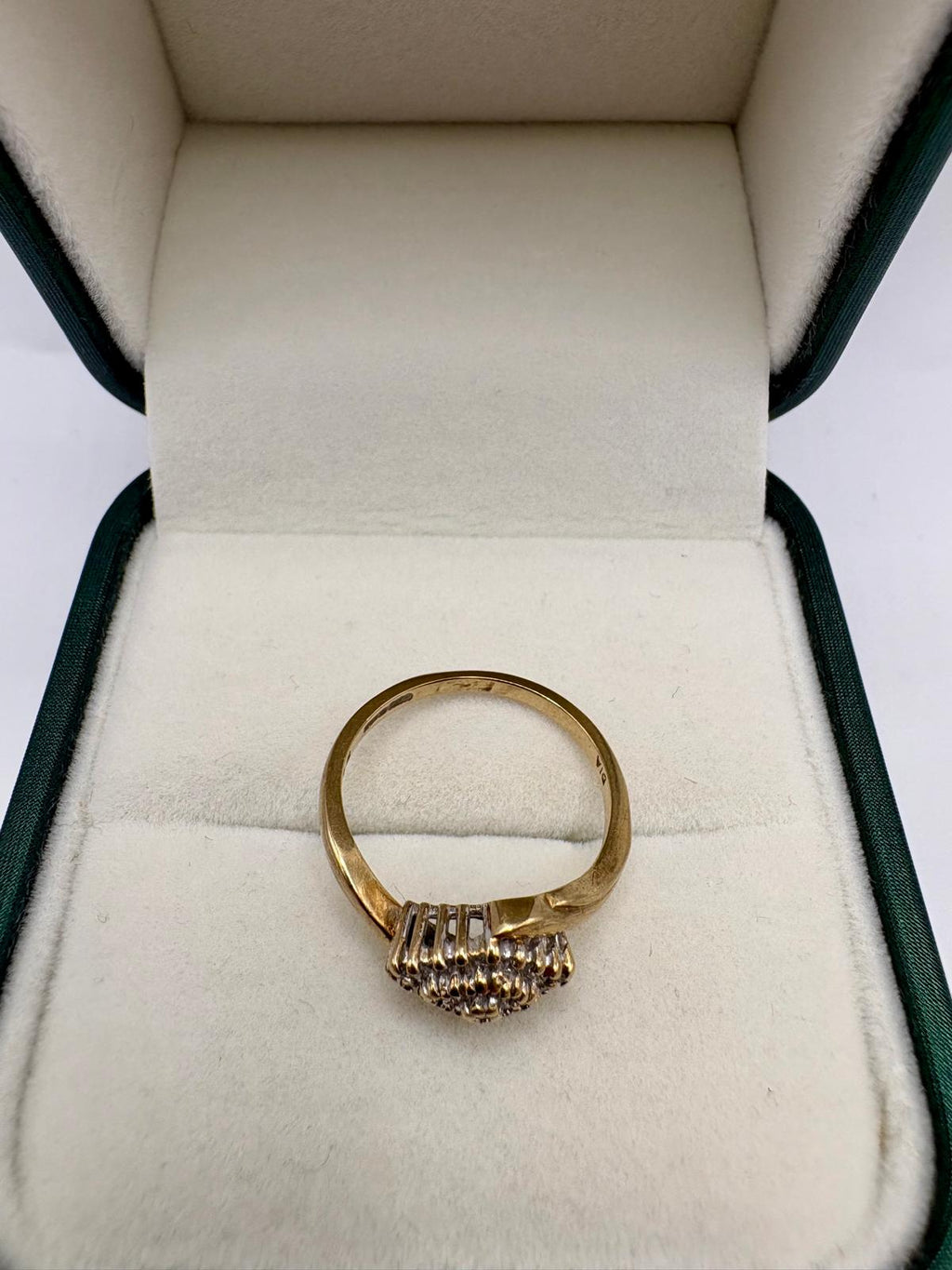 9ct gold diamond ring