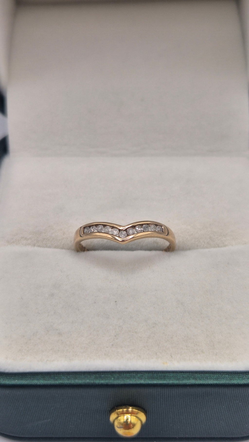 9ct gold diamond wishbone ring