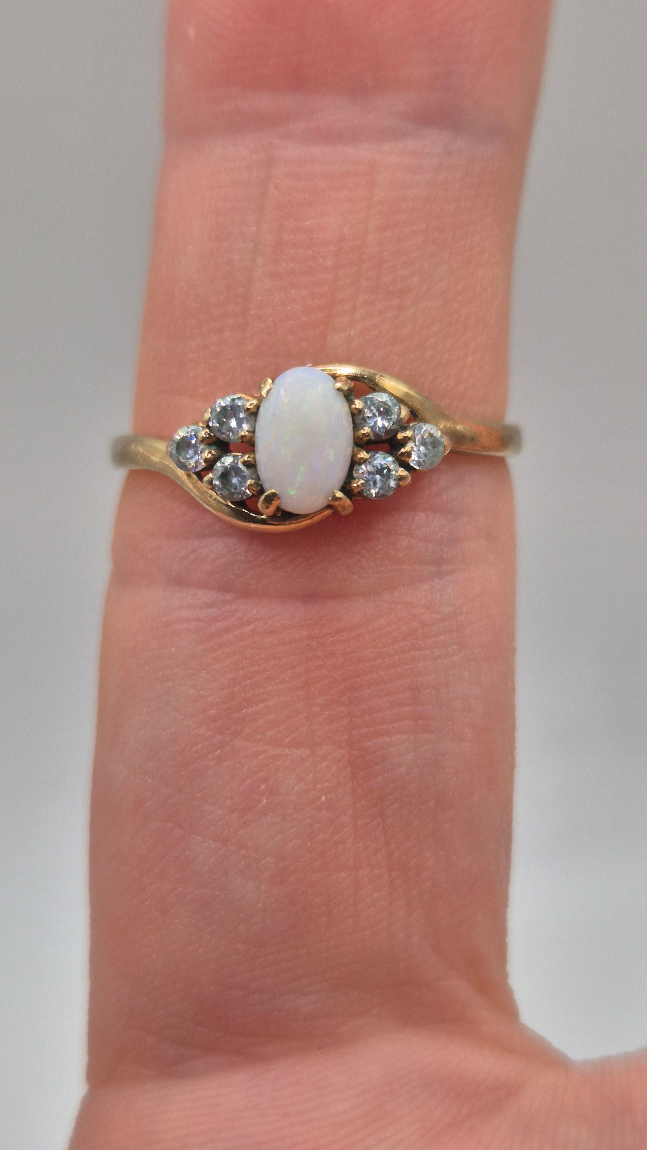 9ct gold opal and zircon ring