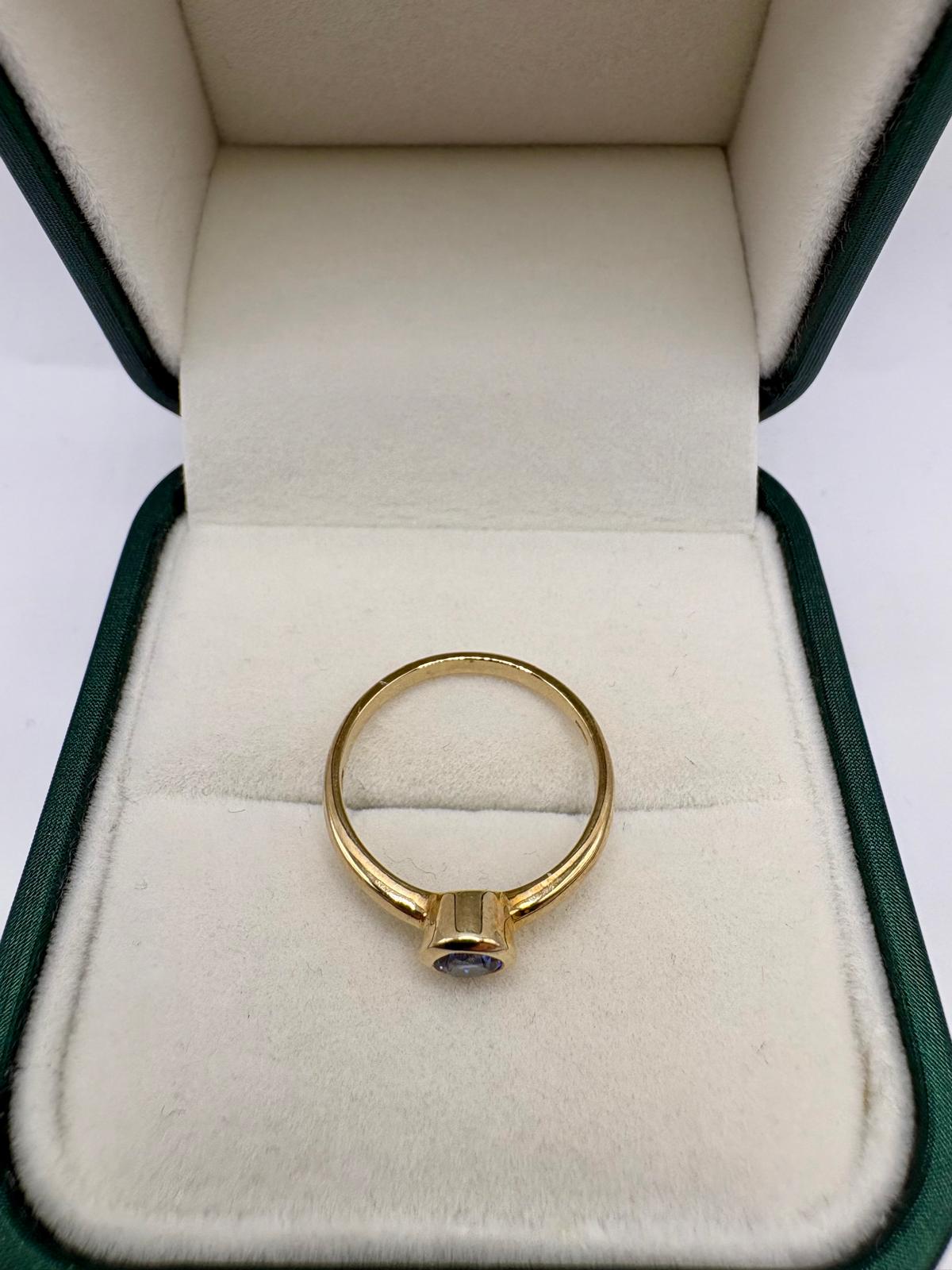 9ct gold tanzanite ring