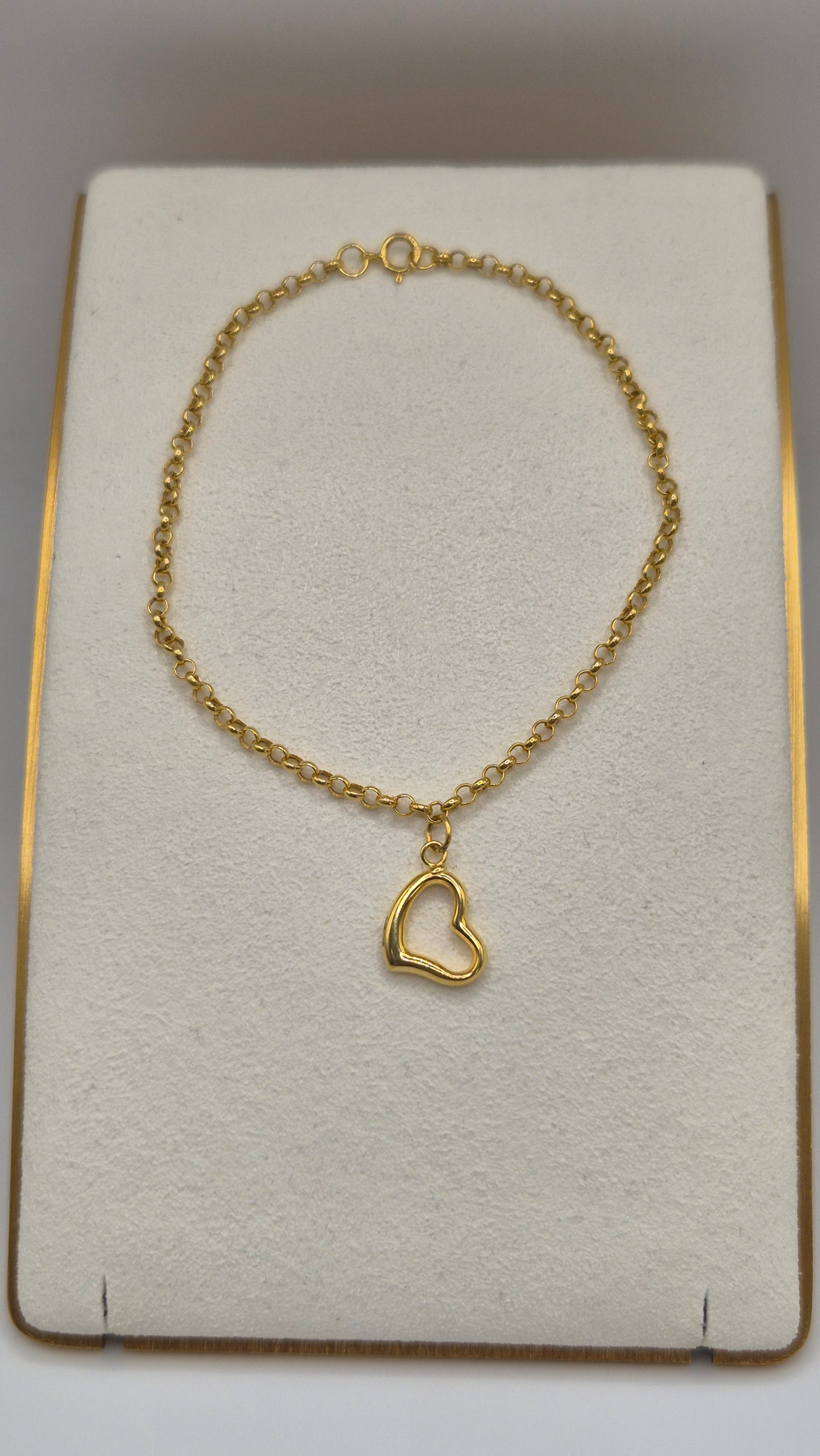 9ct gold heart bracelet