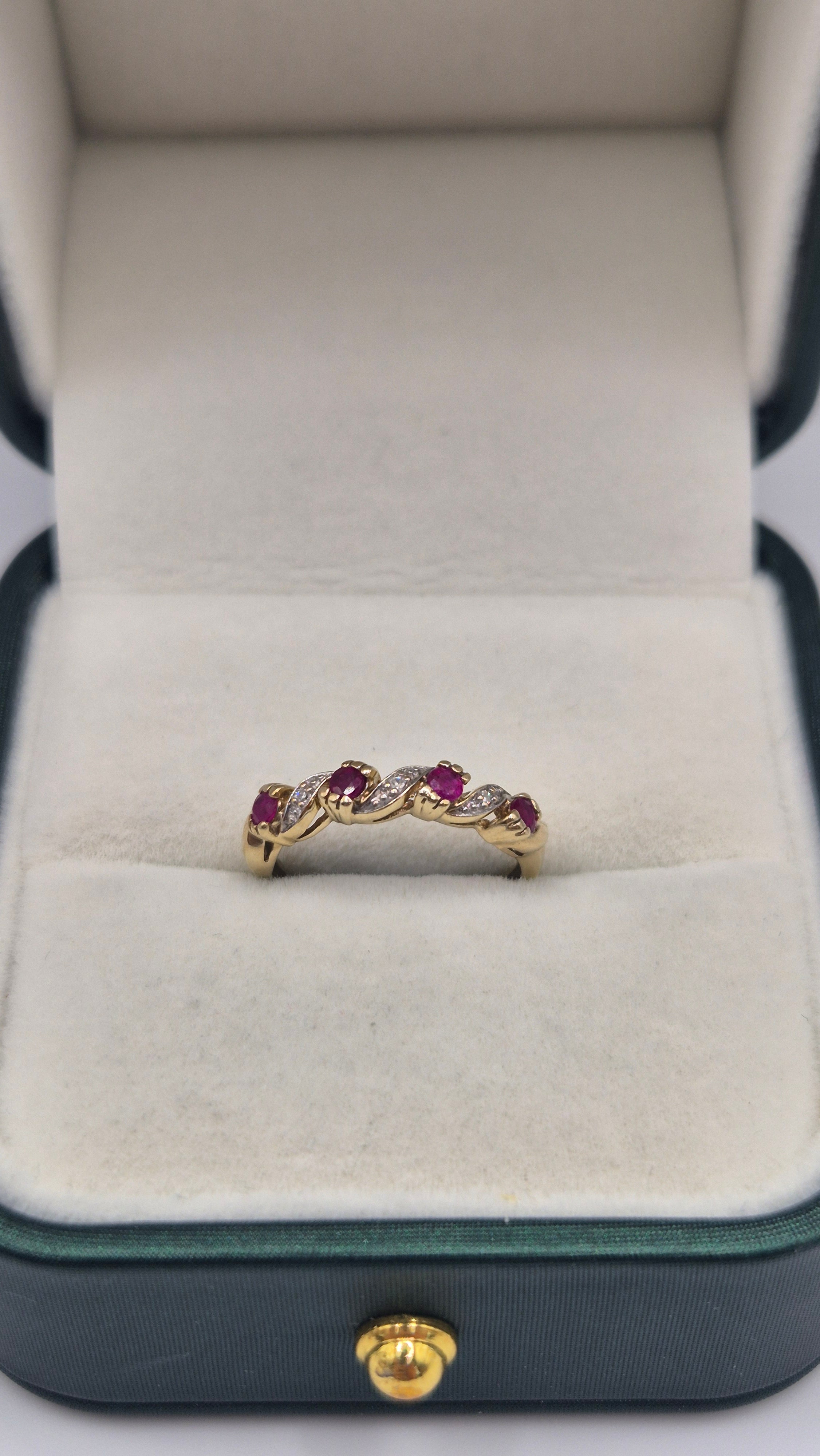 9ct gold ruby and diamond ring