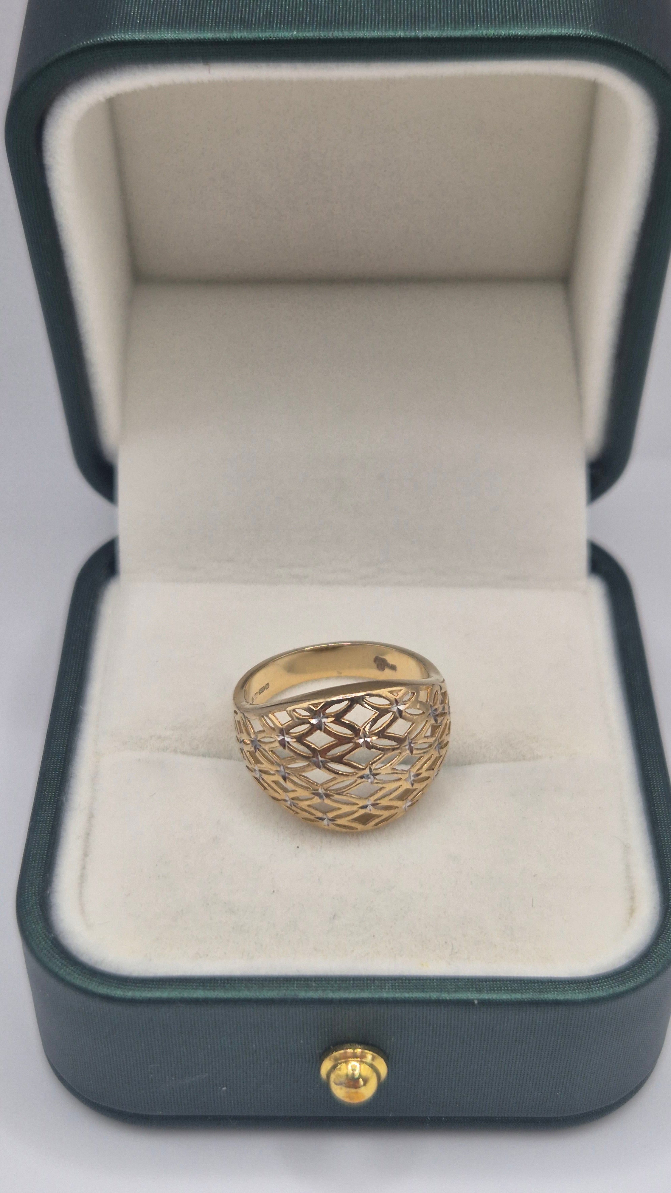 9ct gold dome ring