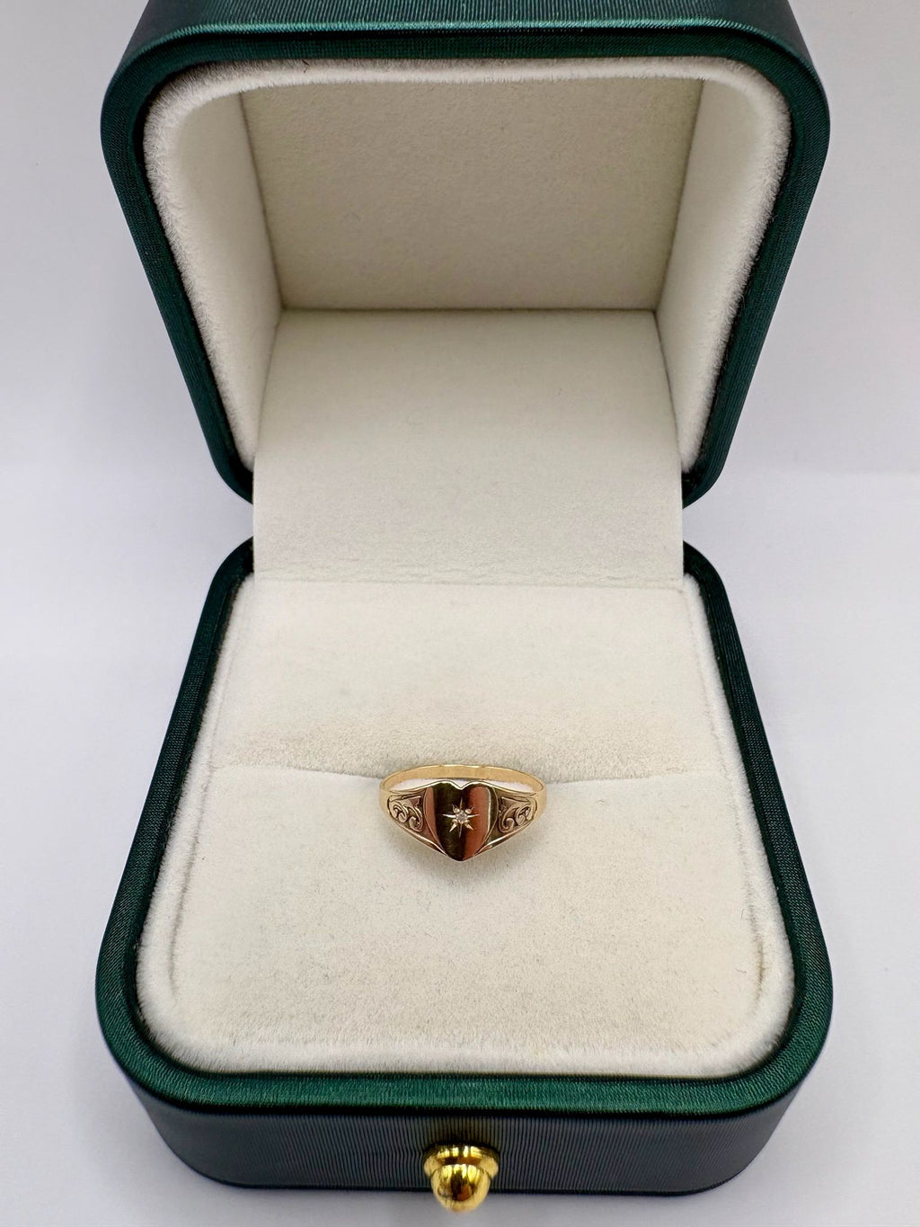9ct gold diamond heart signet ring