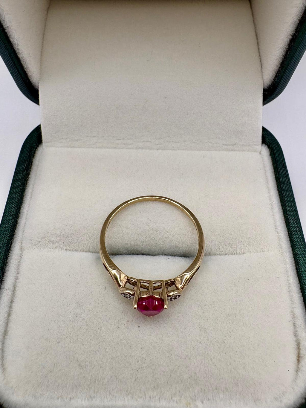 9ct gold ruby and diamond heart ring