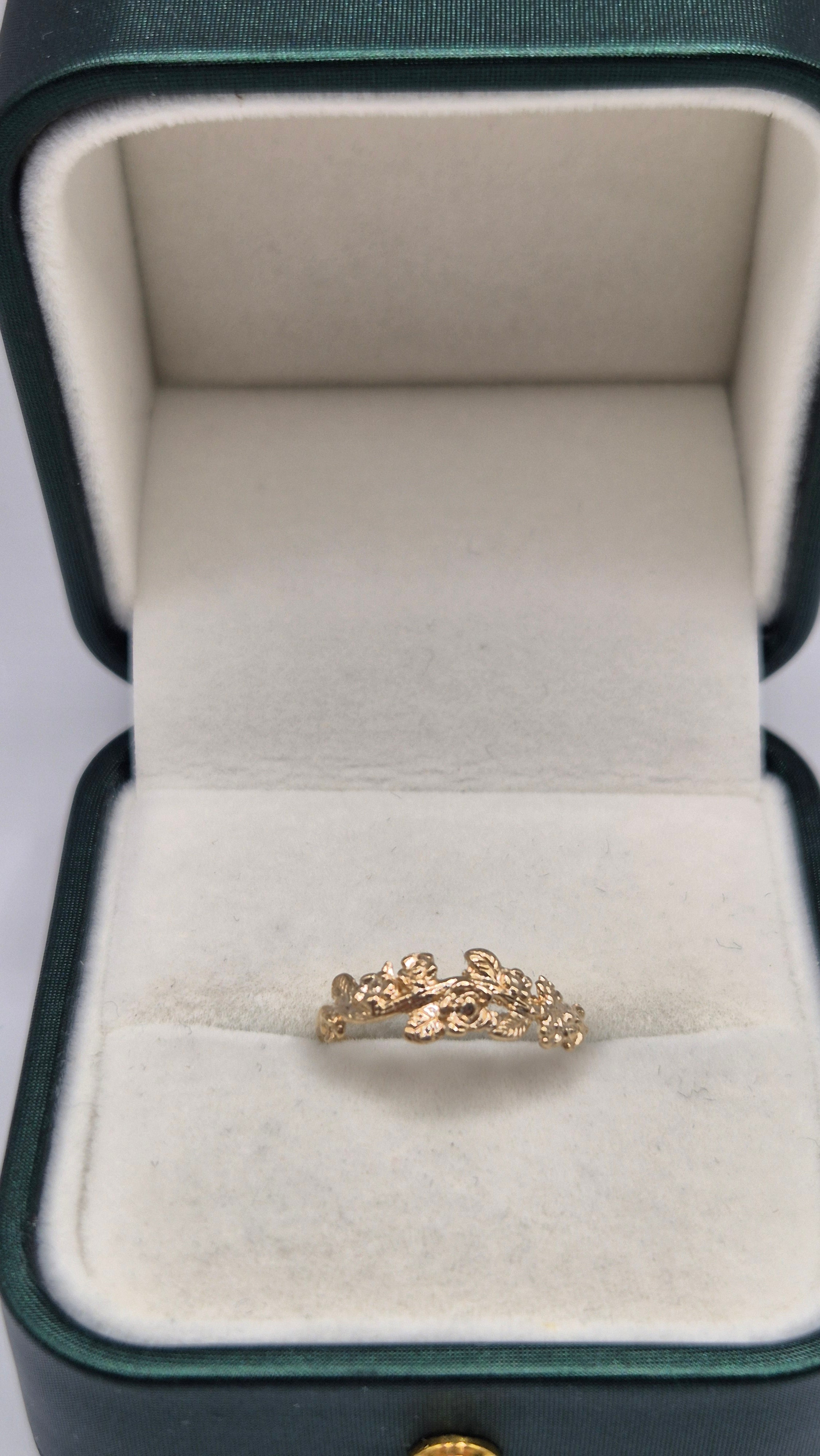 9ct gold forget me knot ring