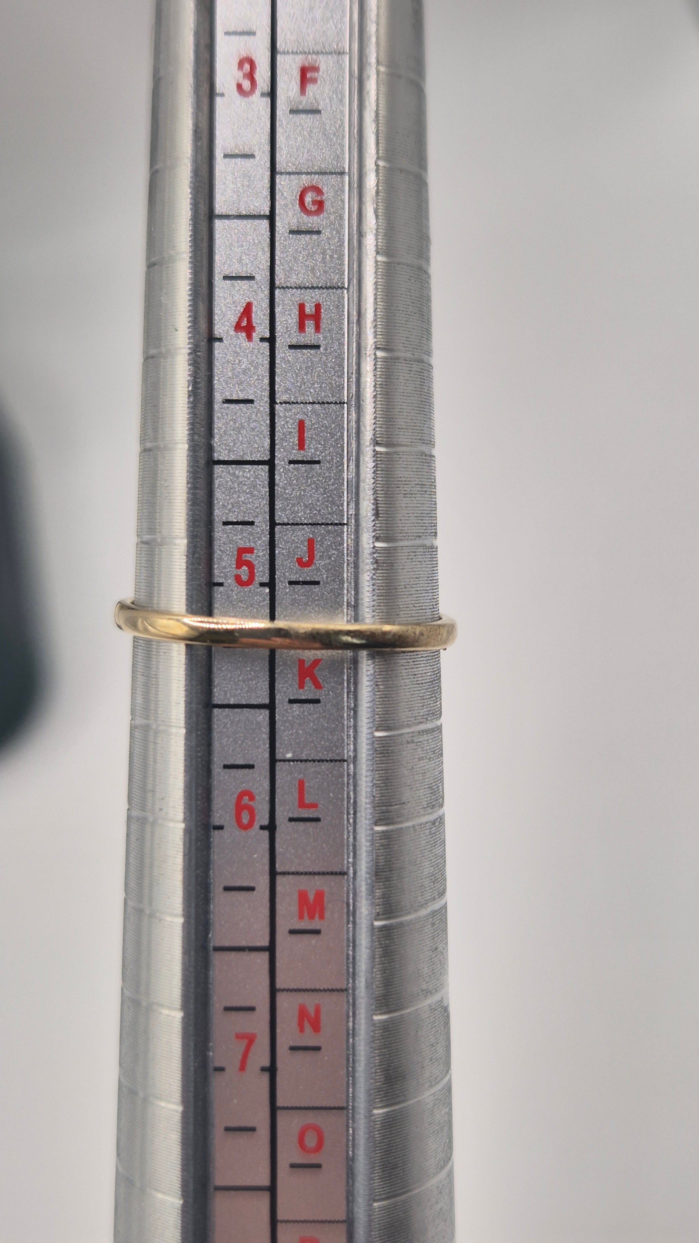 9ct gold diamond heart ring