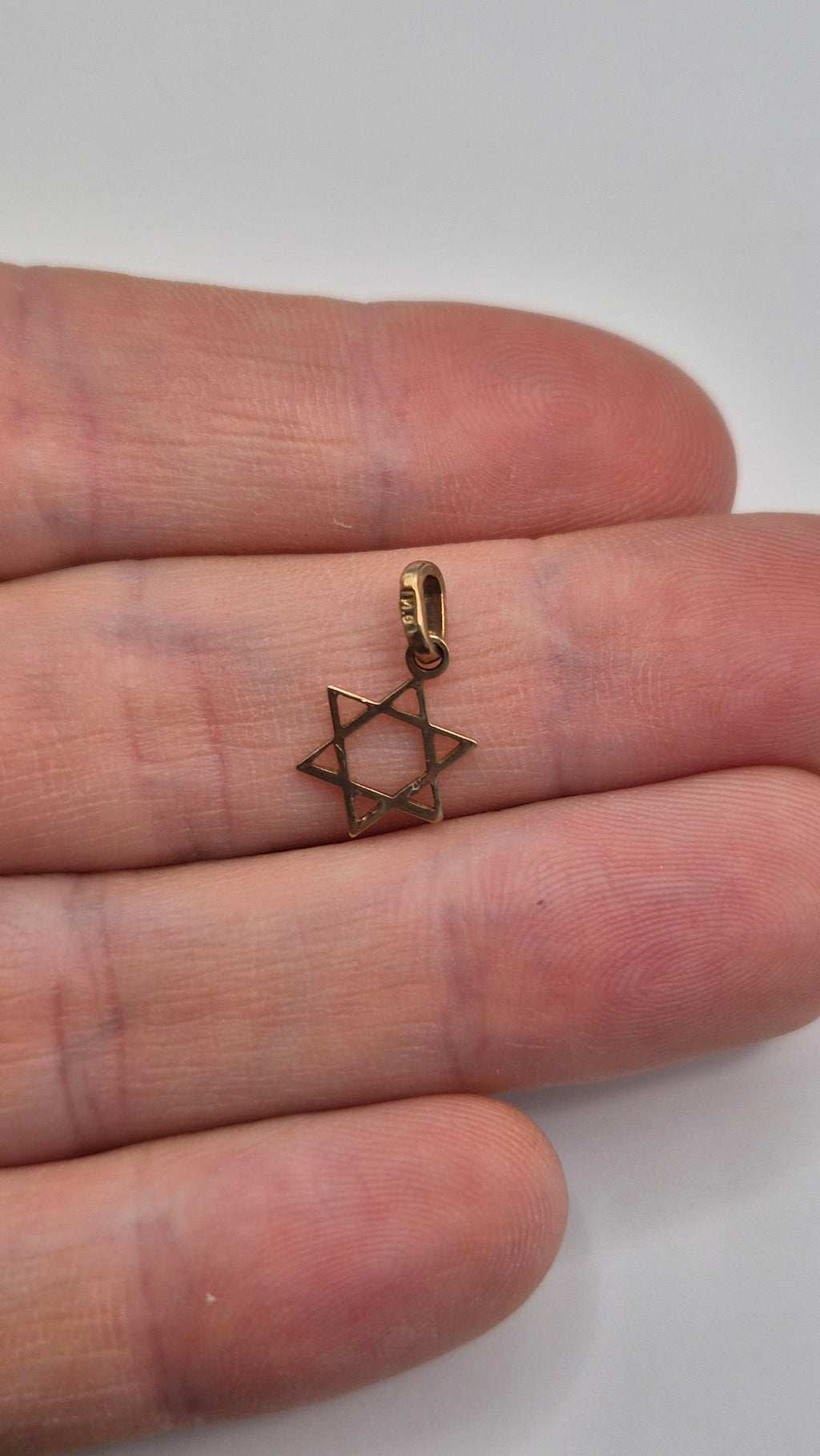 9ct gold star of David charm
