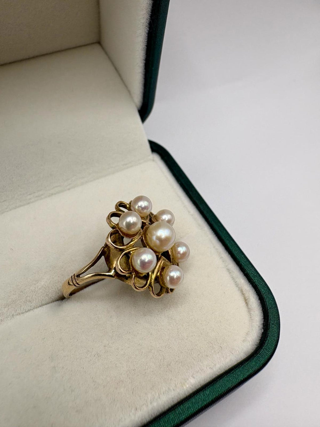 9ct gold pearl heart ring