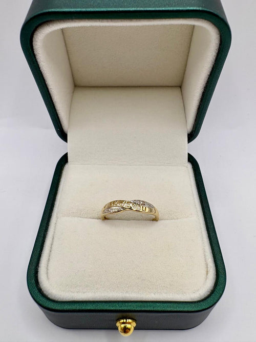 9ct diamond 'I Love You' ring
