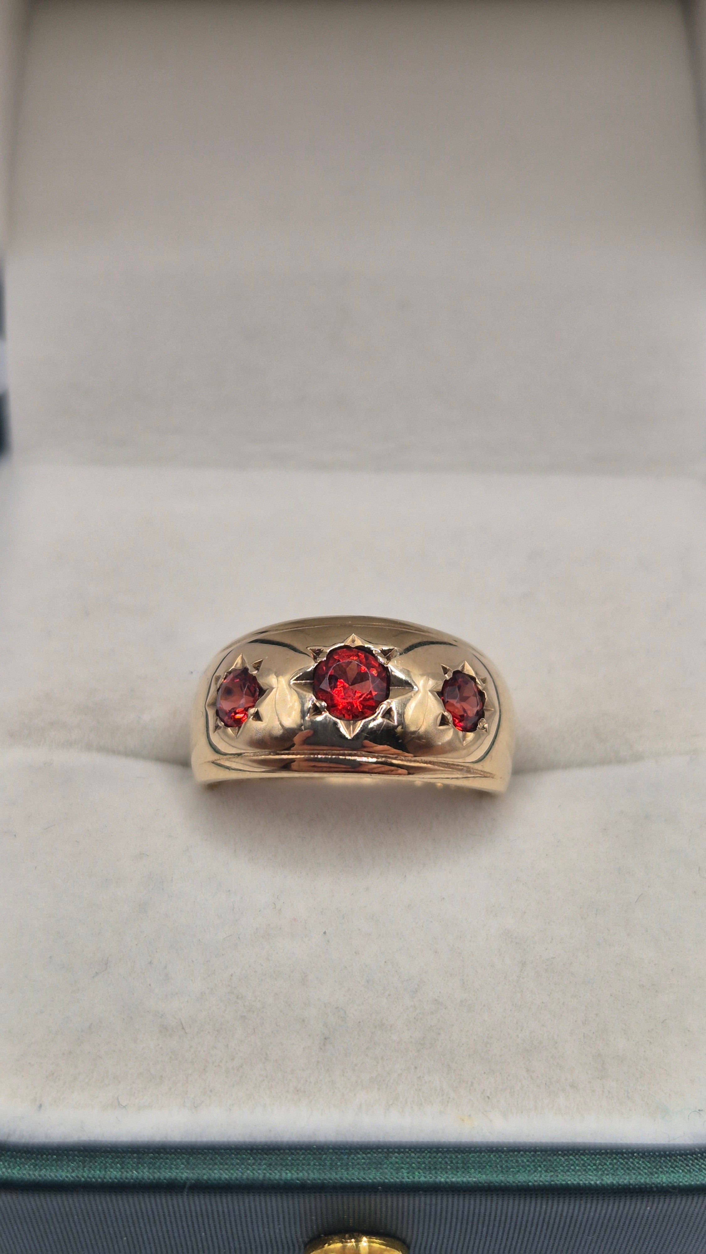 9ct gold star tourmaline gypsy ring