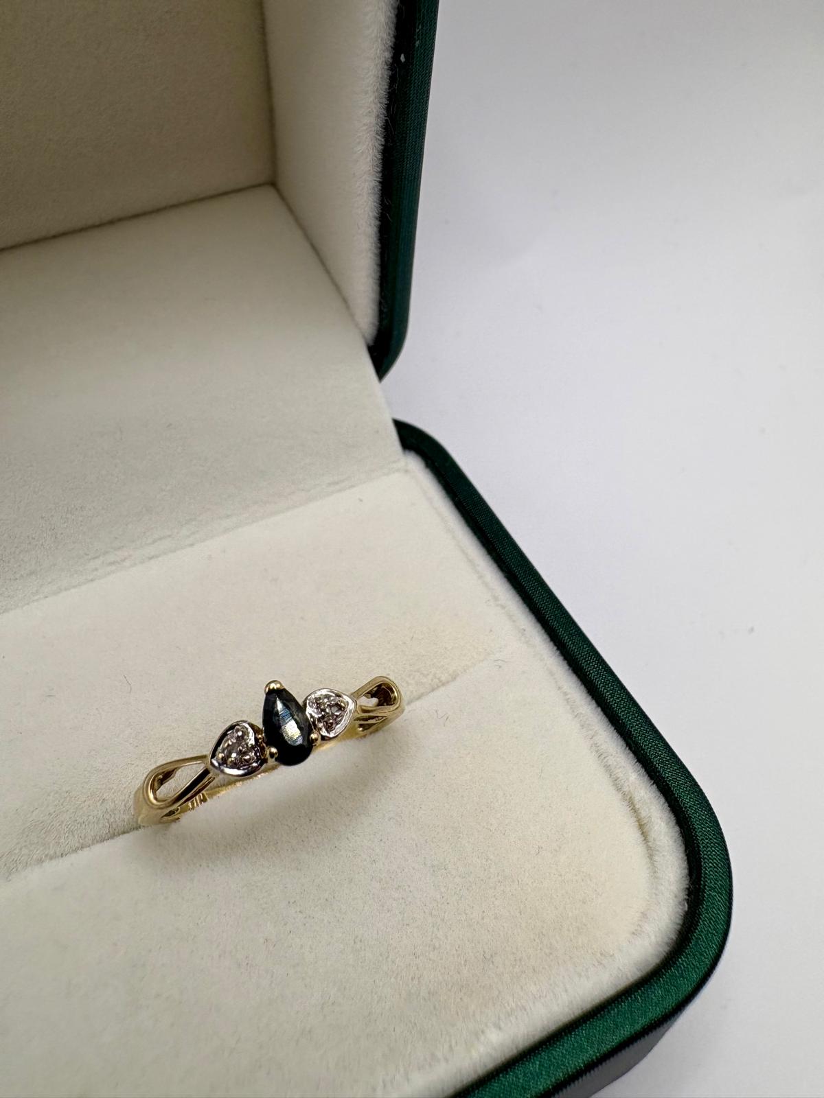 9ct gold sapphire and diamond ring