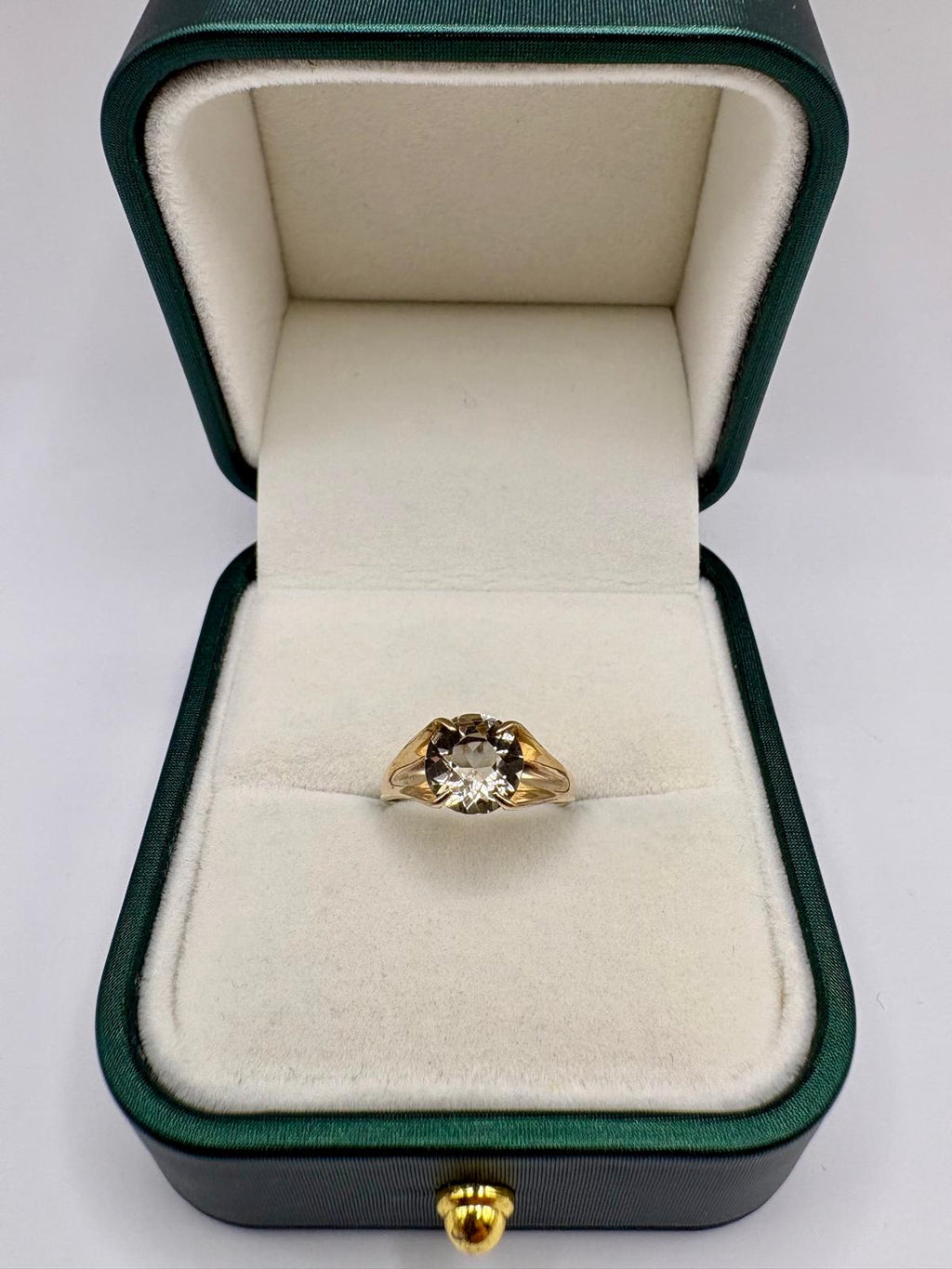 9ct gold citrine ring