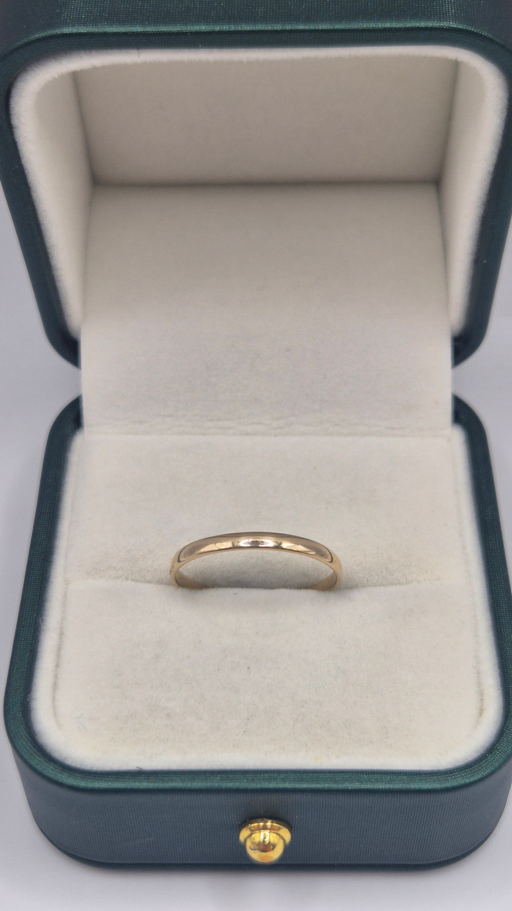 9ct gold band ring