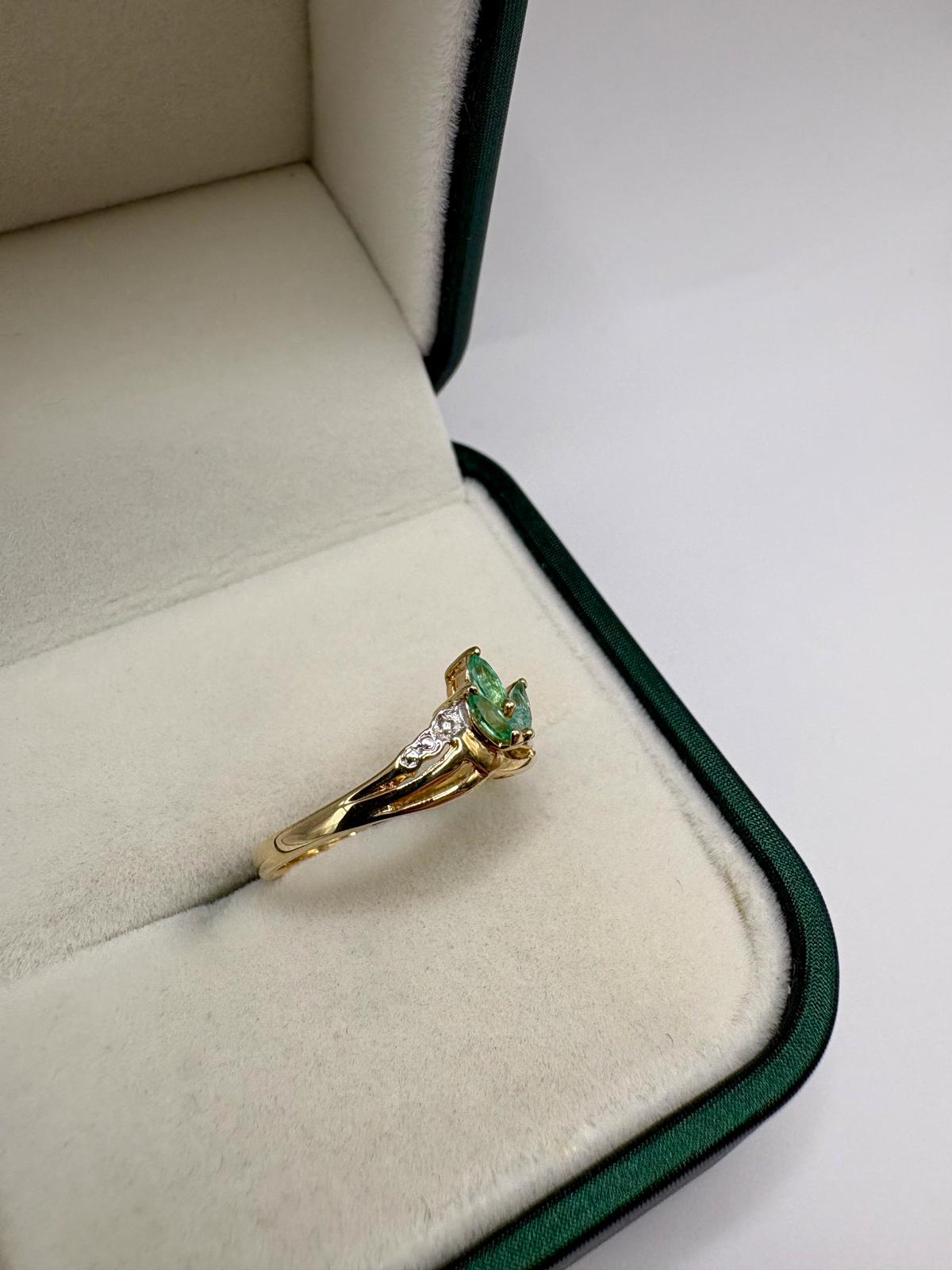 9ct gold emerald and diamond ring