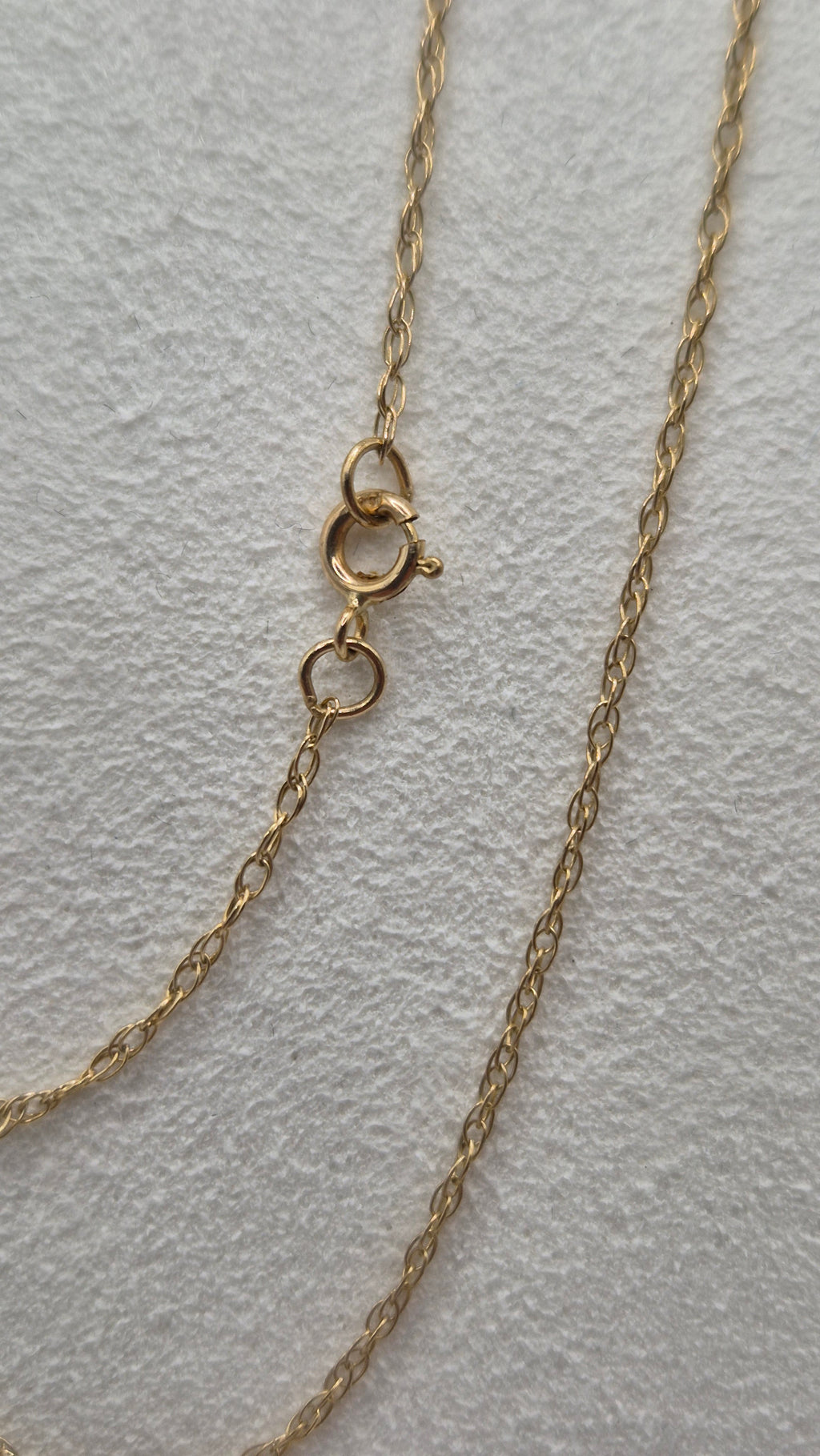 9ct gold 18inch chain (1)