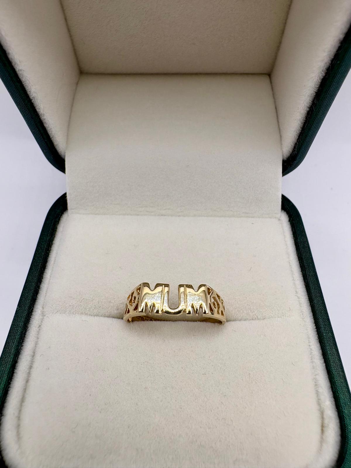 9ct gold mum ring