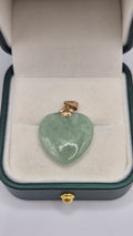 9ct gold jade heart pendant