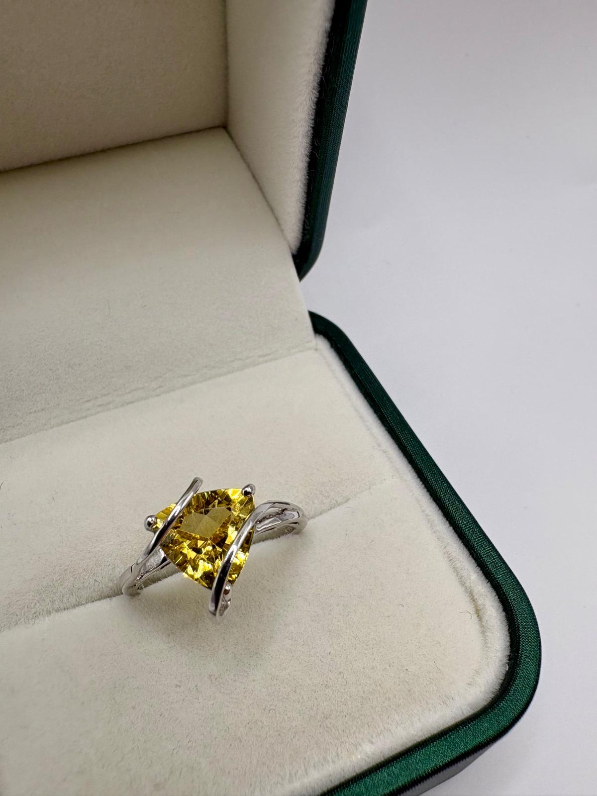 Silver citrine ring